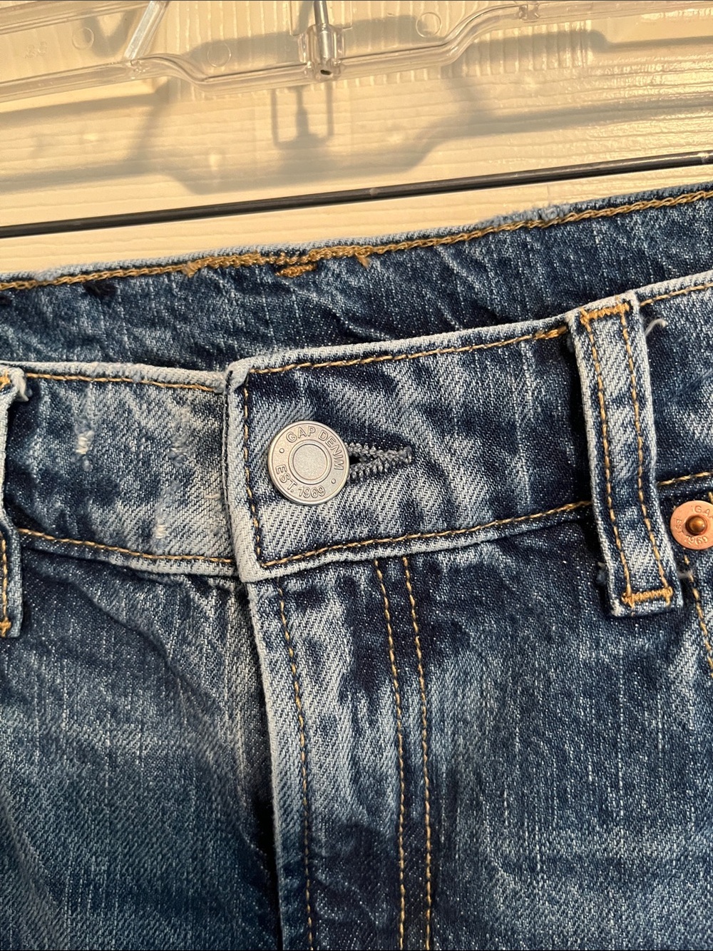 Gap Classic Blue Distressed Women’s Jeans - Picture 3 of 4